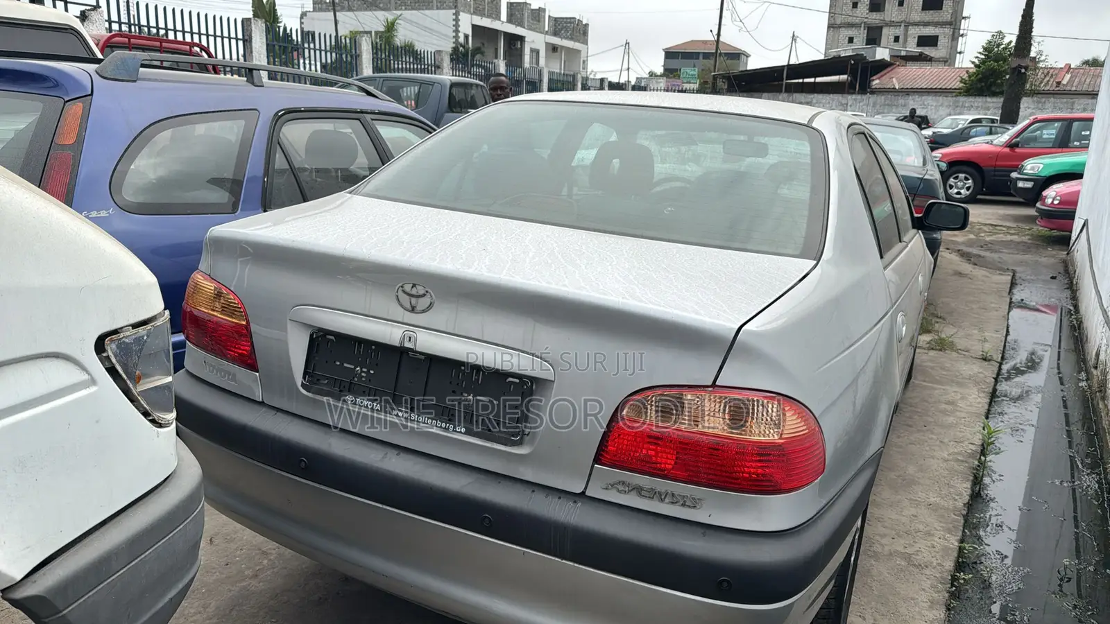 Toyota Avensis 2.0 D Verso 2002 Gris