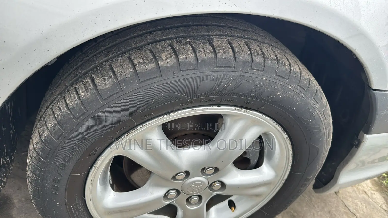 Toyota Avensis 2.0 D Verso 2002 Gris