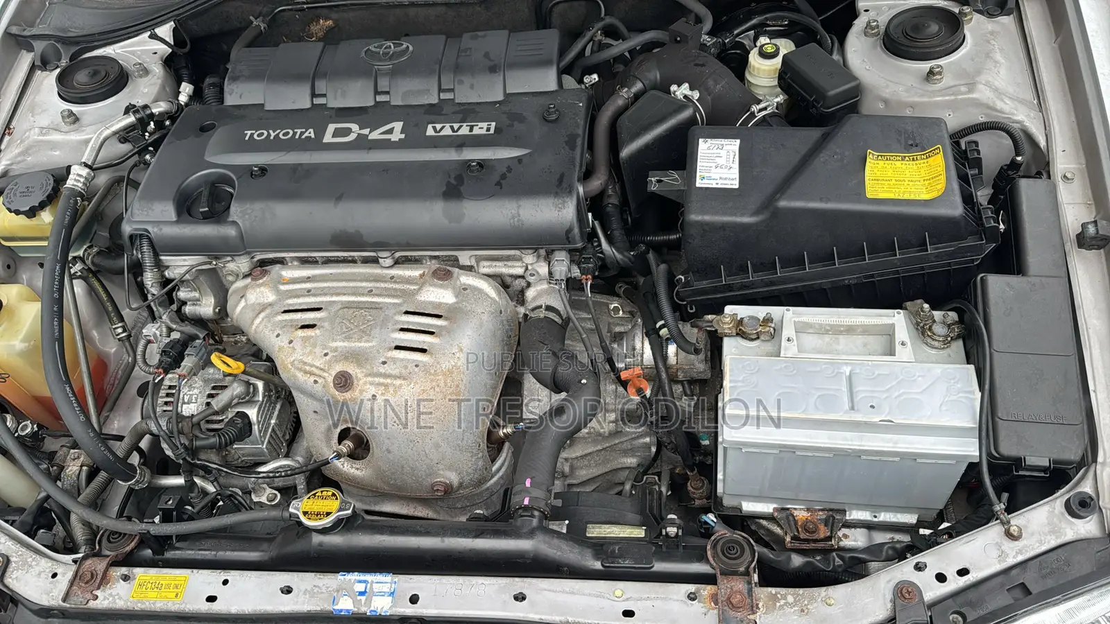 Toyota Avensis 2.0 D Verso 2002 Gris