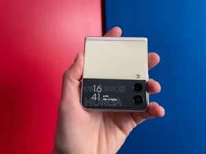 Nouveau Samsung Galaxy Z Flip 3 256 GB Doré