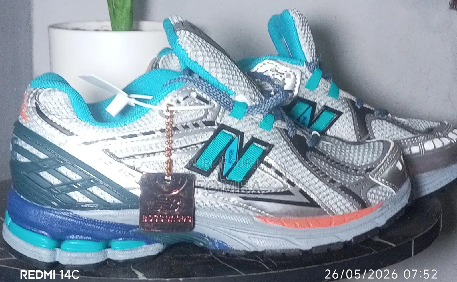 Basket New Balance 1906r À 25000