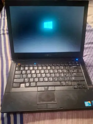 Ordinateur portable Dell Latitude 11 3150 4GB Intel Core 5 SSD 256GB