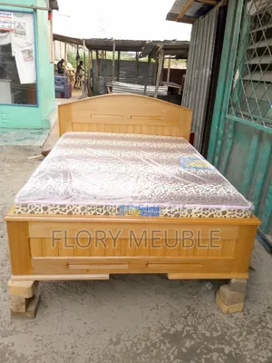 Flory Meuble)