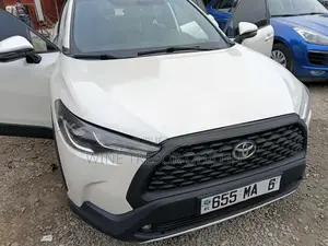 Toyota Corolla Cross 2.0 Petrol FWD 2021 Blanc