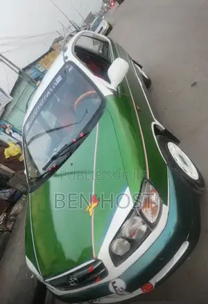 Toyota Corolla 1.6 Verso 2002 Vert