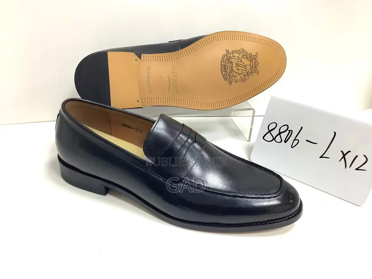 Chaussures Basse Noire