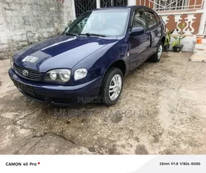 Toyota Corolla 1.4 Sedan 2002 Bleu