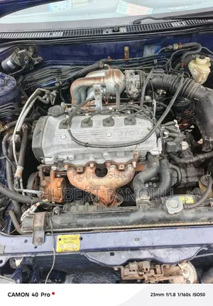 Toyota Corolla 1.4 Sedan 2002 Bleu