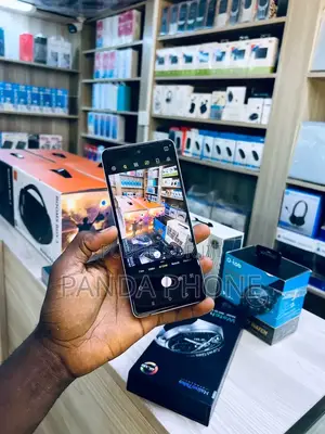 Nouveau Apple iPhone 12 128 GB Gris
