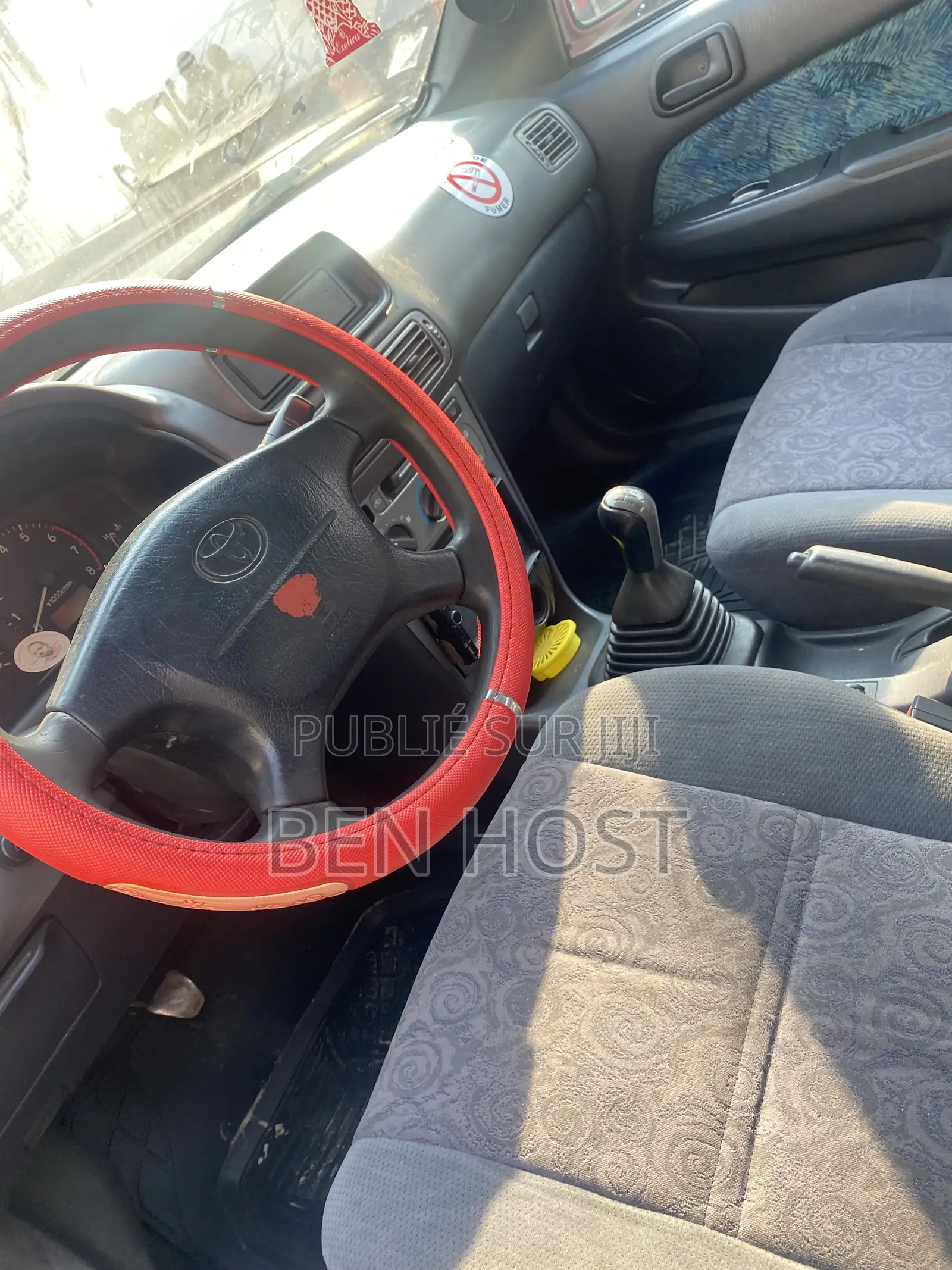 Toyota Corolla L 4dr Sedan (1.8L 4cyl 6M) 2014 Rouge