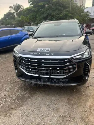 Jetour X70 Plus 1.6 7-Seater FWD 2022 Noir