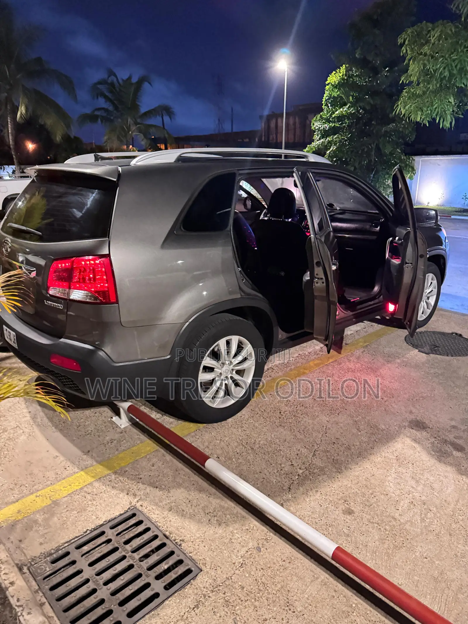 Kia Sorento EX 2012 Gris