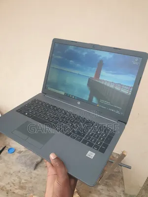 Ordinateur portable HP 15 8GB Intel Core i5 SSD 256GB
