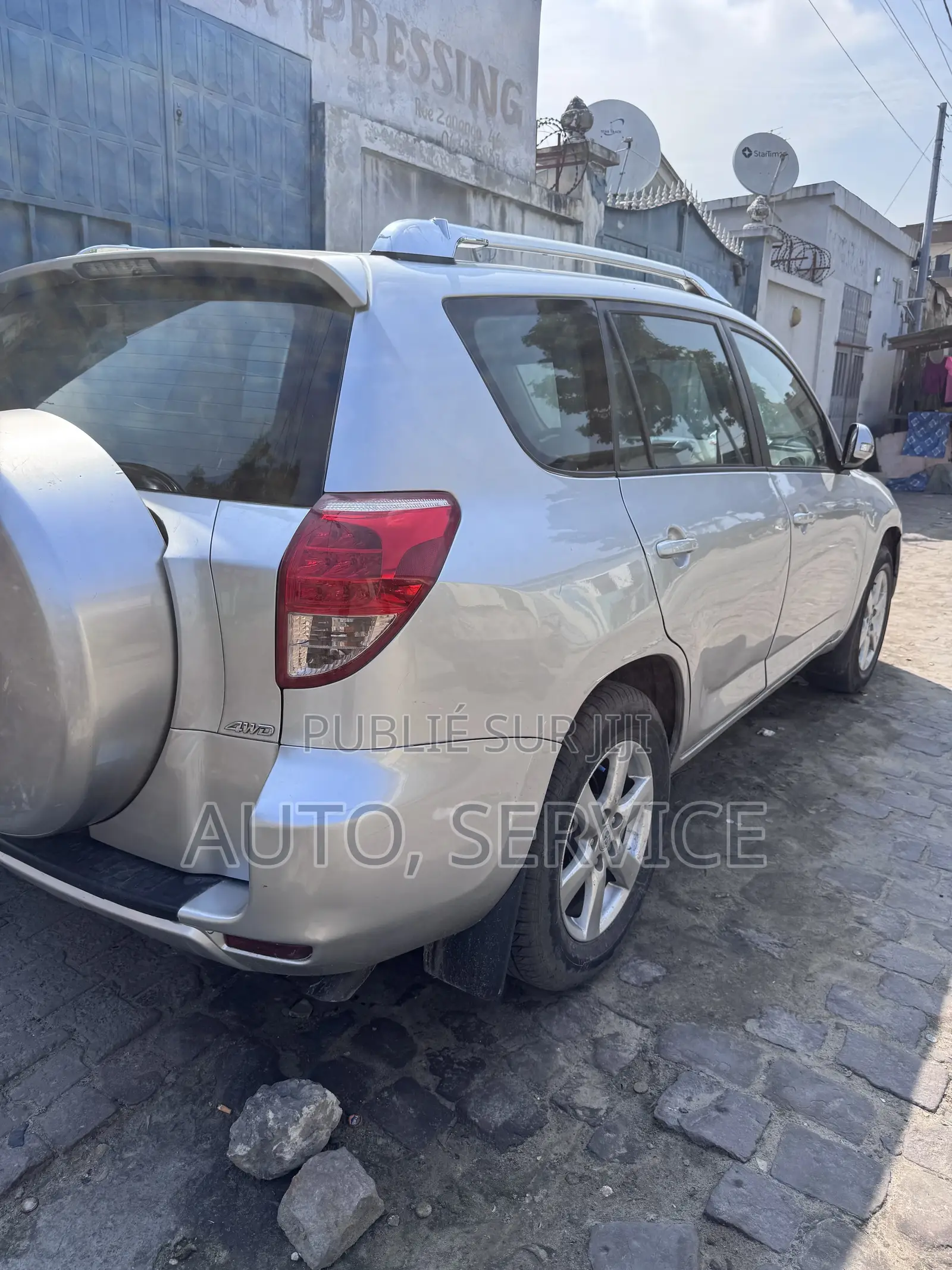 Toyota RAV4 2.5 4x4 2010 Gris