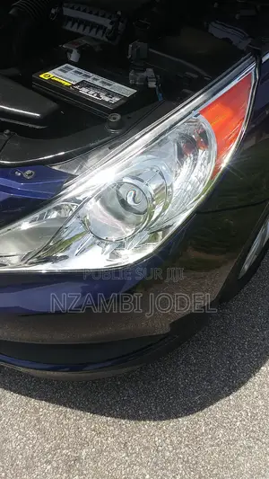 Hyundai Sonata SE Sedan FWD (3.3L 6cyl 5A) 2010 Bleu