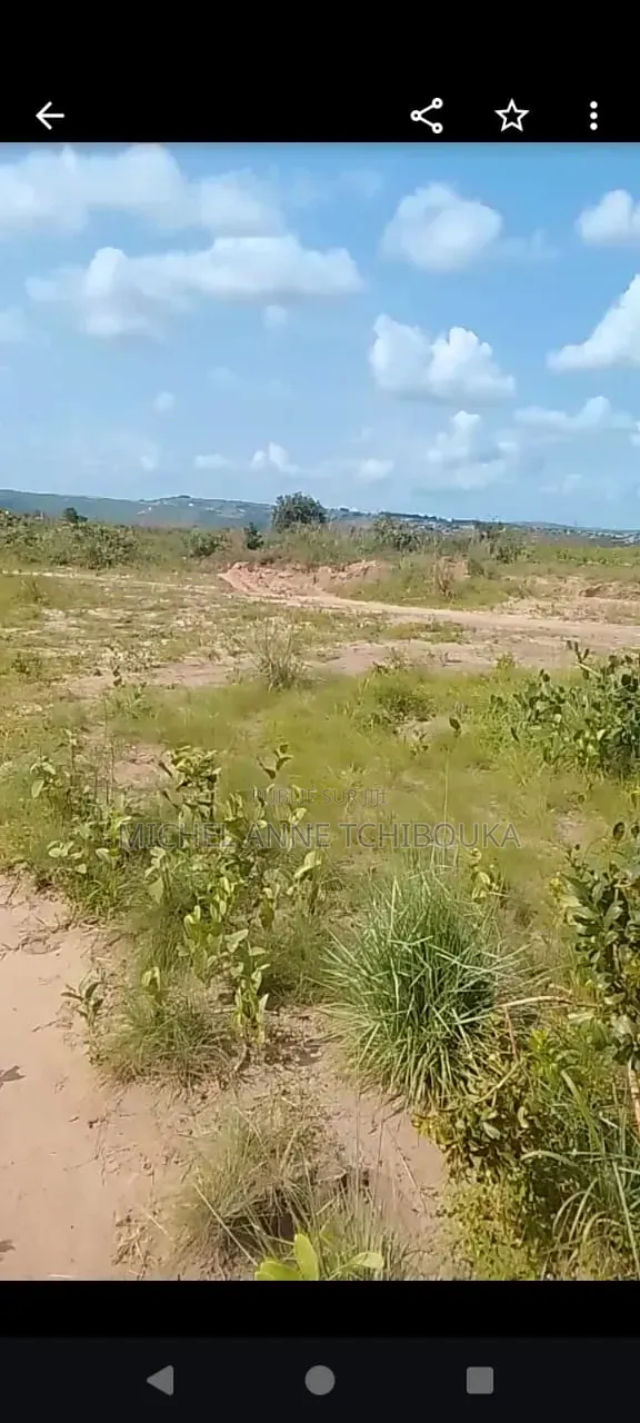 Terrain À Vendre 20/20