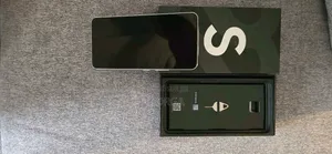 Nouveau Samsung Galaxy S22 5G 256 GB Gris