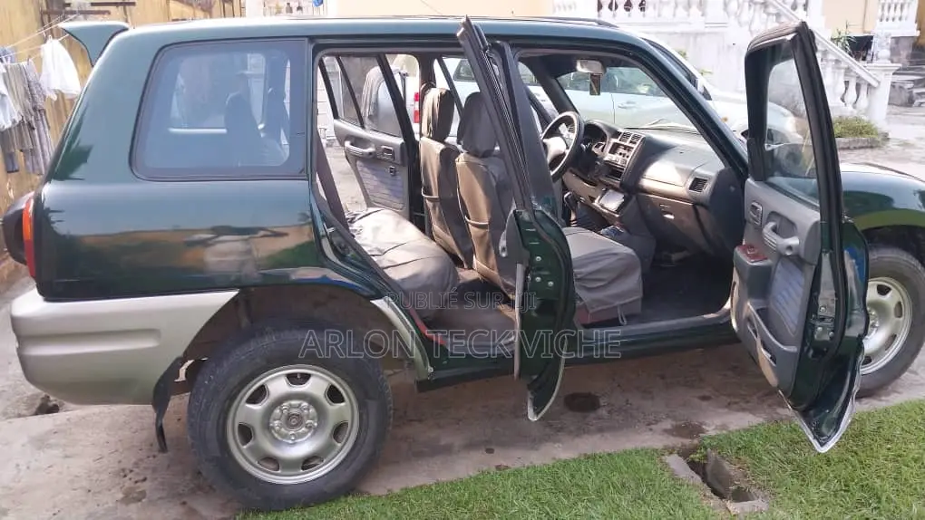 Toyota RAV4 1999 Vert