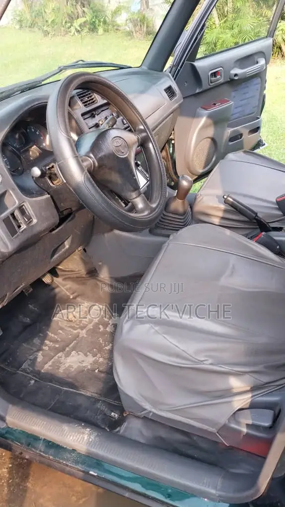 Toyota RAV4 1999 Vert