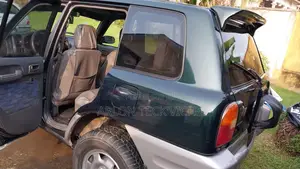 Toyota RAV4 1999 Vert