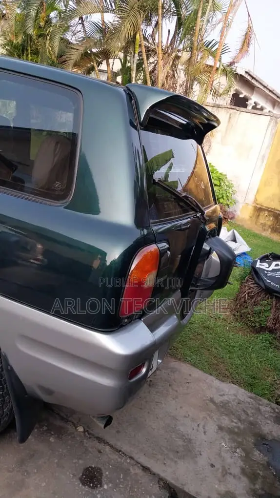 Toyota RAV4 1999 Vert