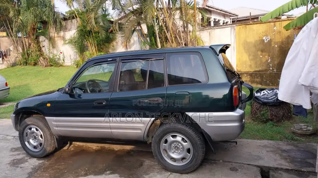 Toyota RAV4 1999 Vert