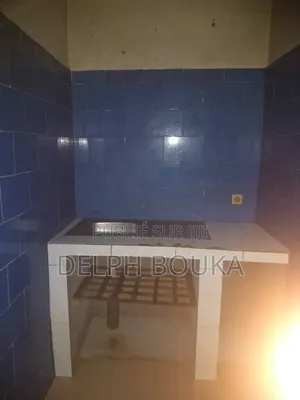 2chbre Chambre et salon dans Ngoyo à Louer