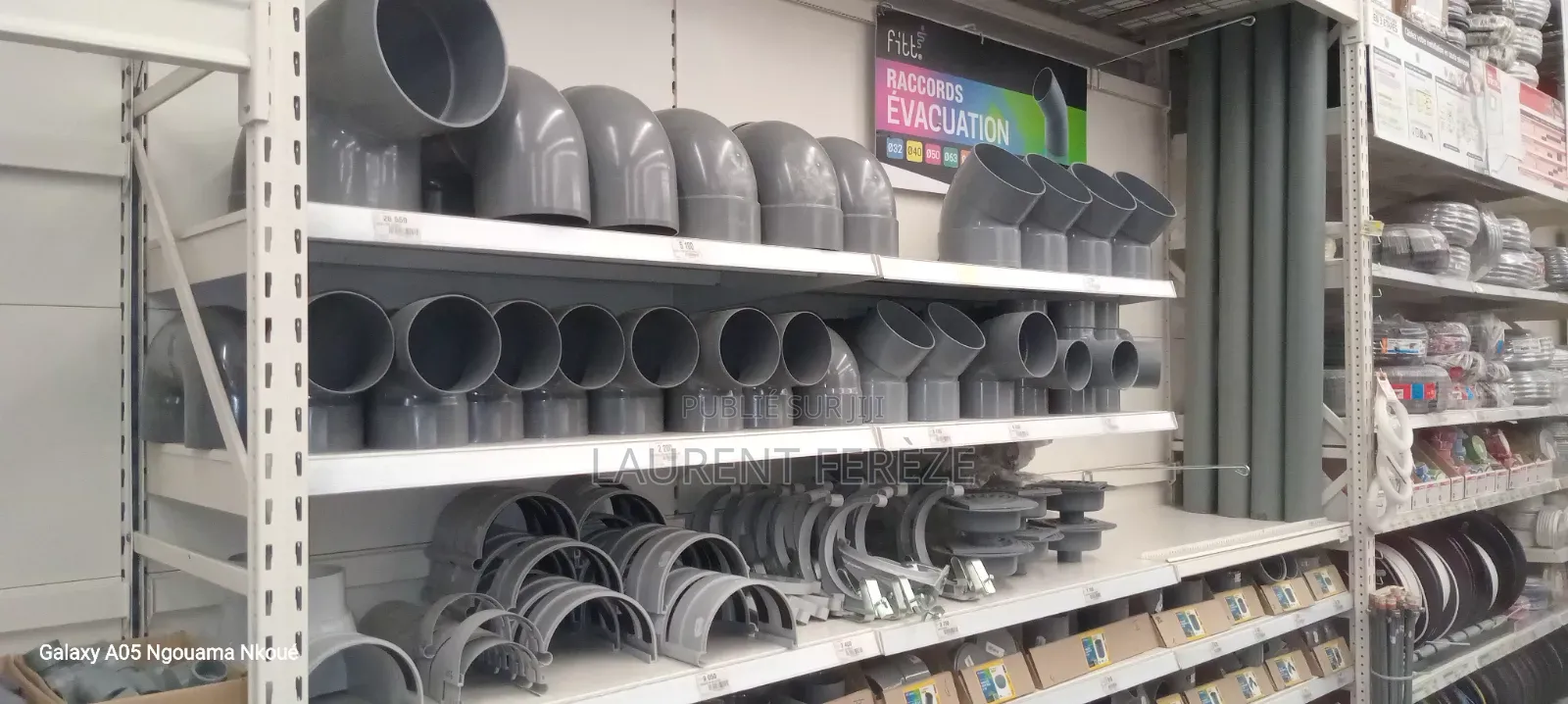 Pour Vous Les Plombiers Vos Produits Sont Disponibles À Ce Niveau