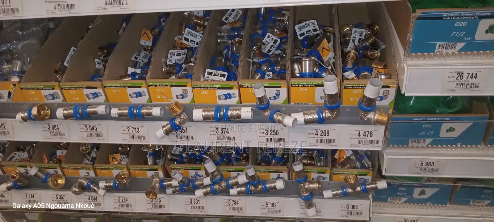 Pour Vous Les Plombiers Vos Produits Sont Disponibles À Ce Niveau