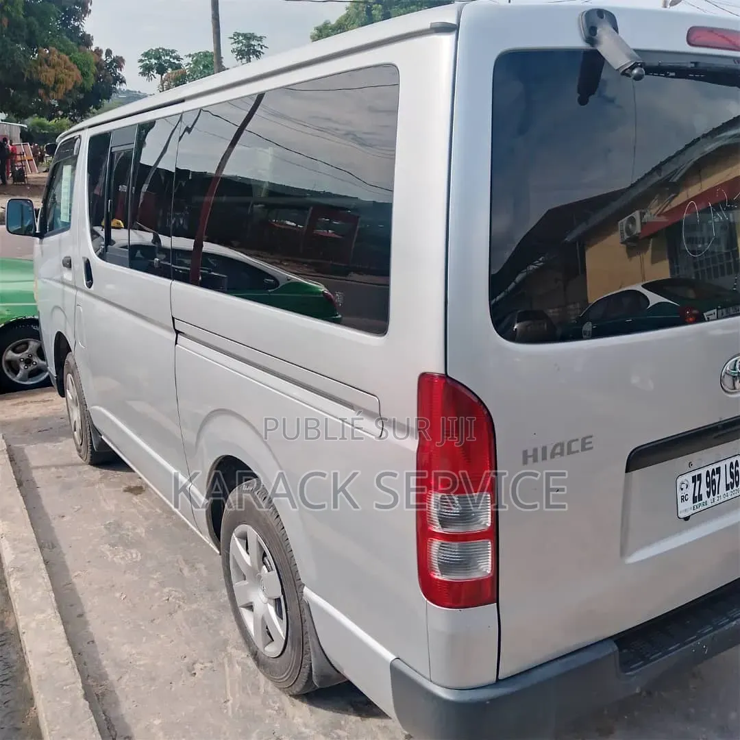 Toyota Sous-verre 2020 Gris