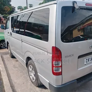 Toyota Sous-verre 2020 Gris