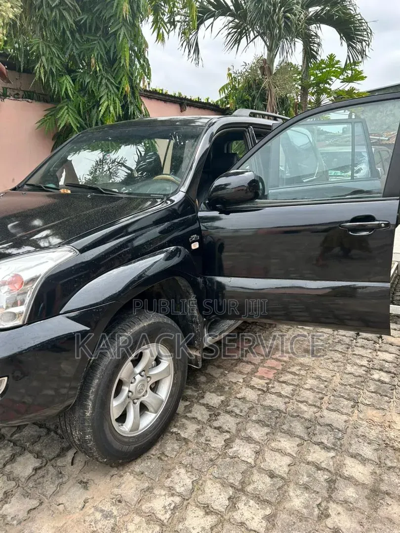 Toyota Land Cruiser Prado 2018 Noir