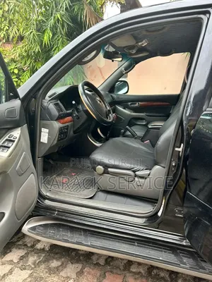 Toyota Land Cruiser Prado 2018 Noir