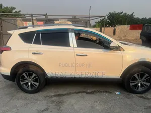 Toyota RAV4 2017 Blanc