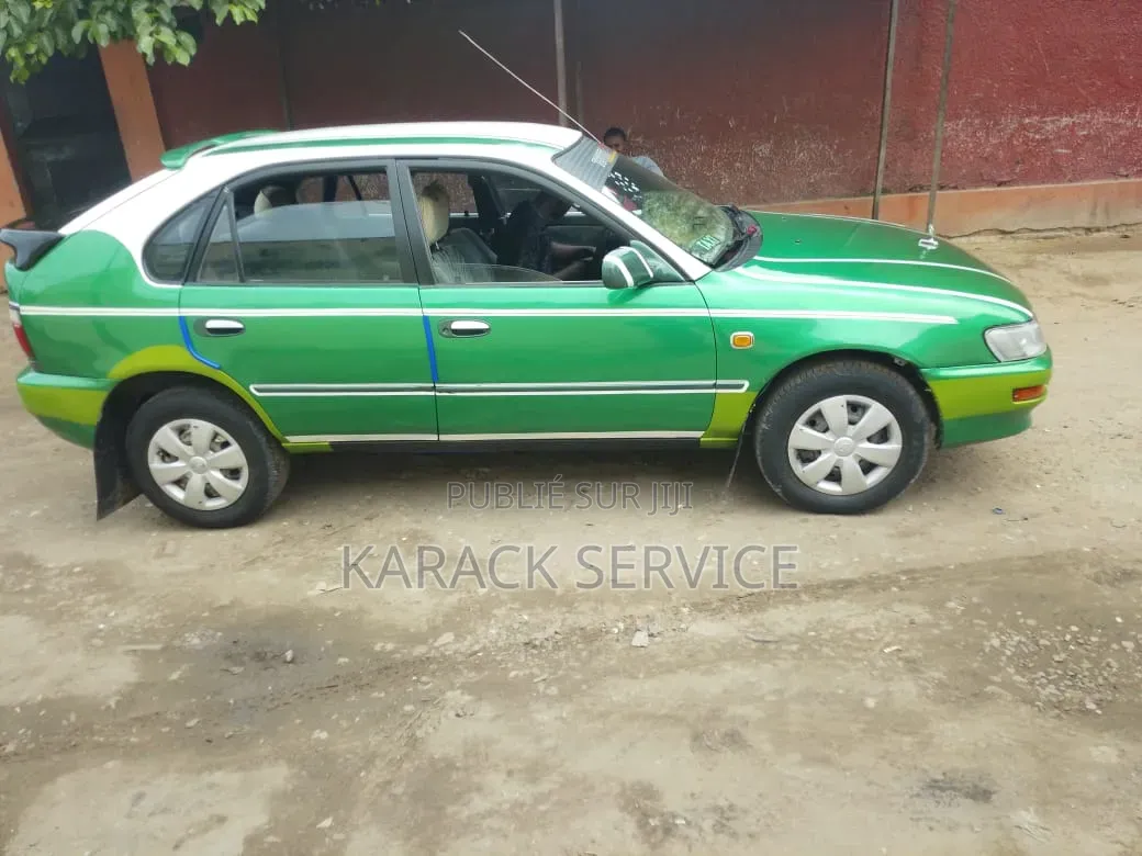 Toyota Corolla 2018 Vert