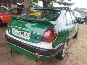 Toyota Corolla 2017 Vert