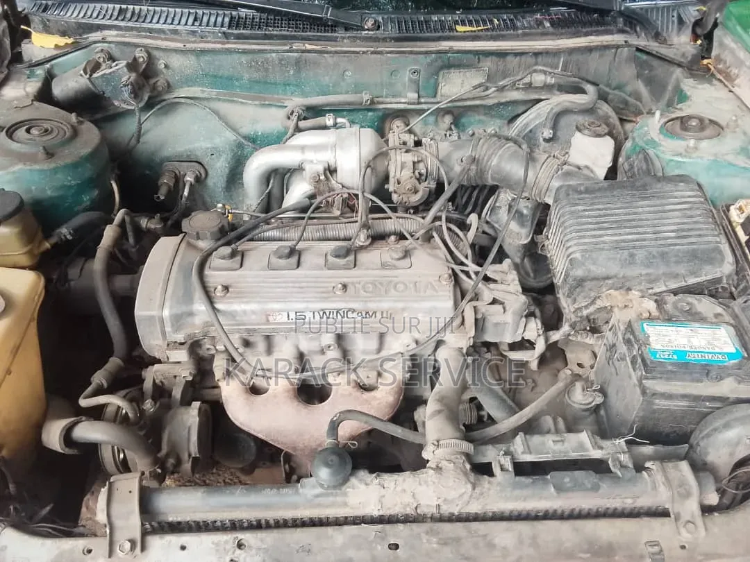 Toyota Corolla 2017 Vert