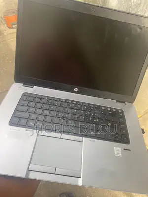 Ordinateur portable HP 250 G2 8GB Intel Core i5 HDD+SSD 500GB