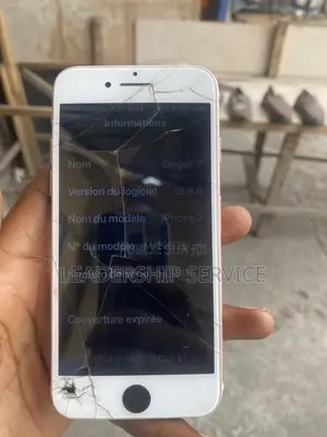 Apple iPhone 7 32 GB Argenté