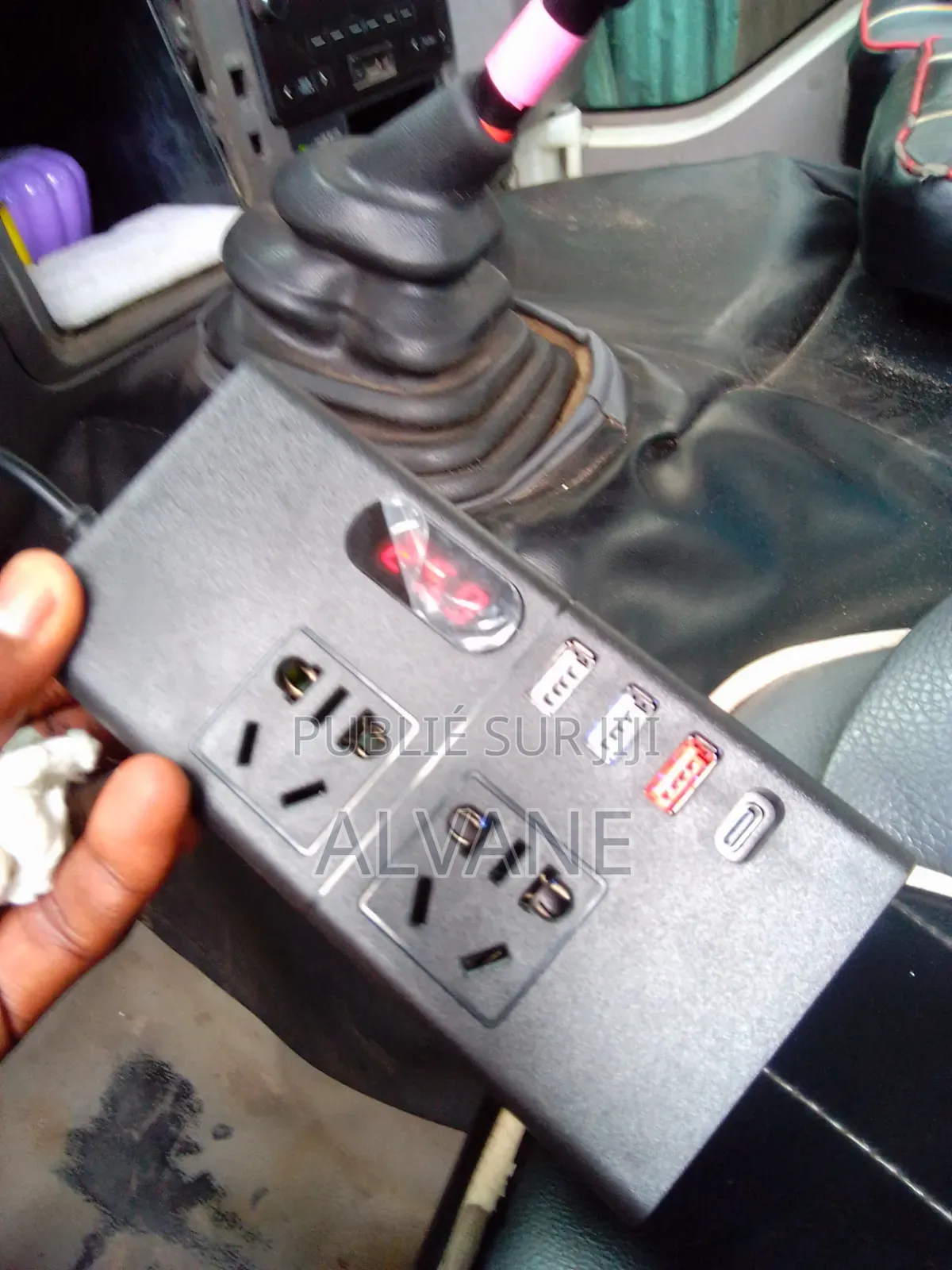 Convertisseur Voiture