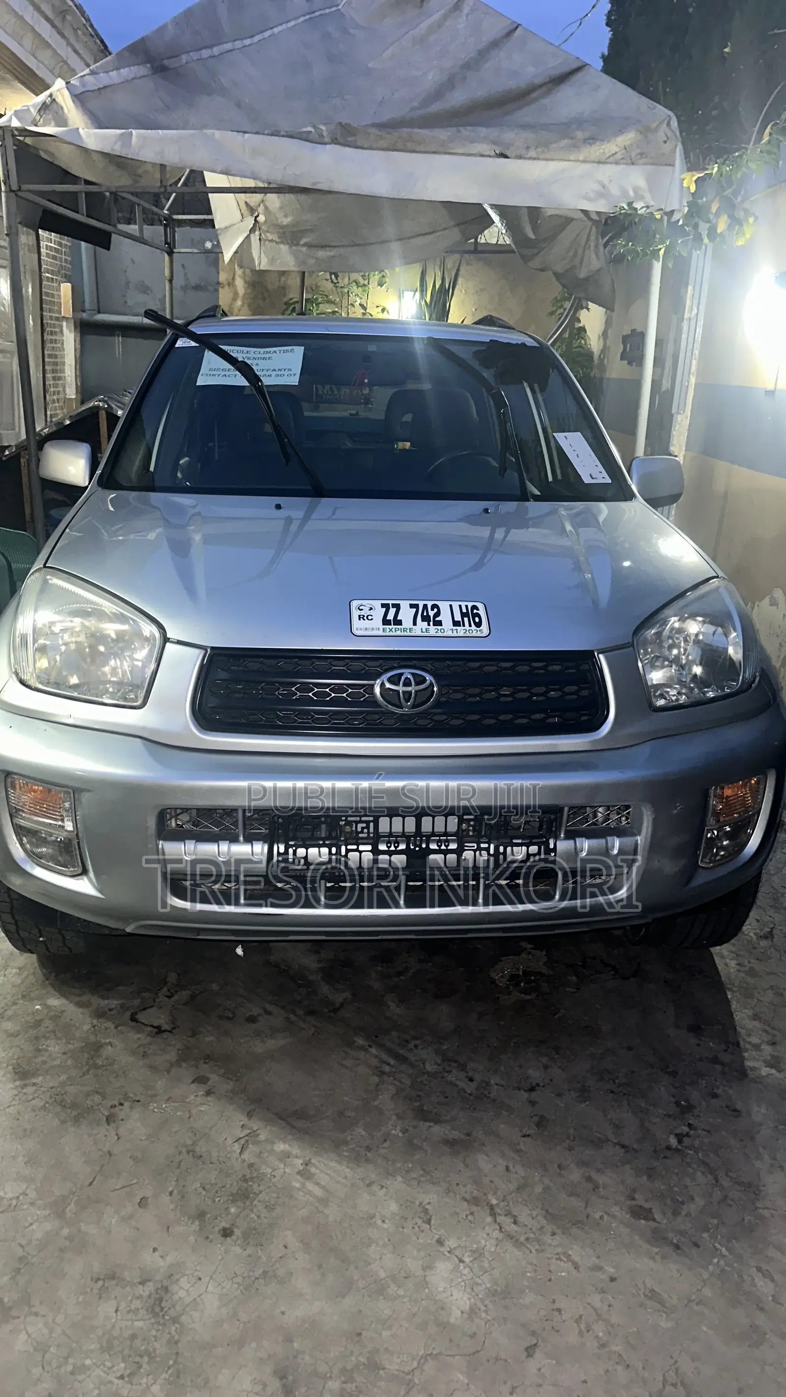 Toyota RAV4 Automatic 2002 Gris