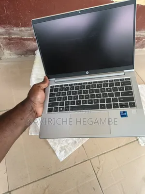 Nouveau HP ProBook 430 G8 8GB Intel Core i7 SSD 256GB