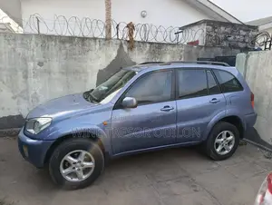 Toyota RAV4 Automatic 2003 Bleu