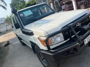 Toyota Land Cruiser 2016 Blanc
