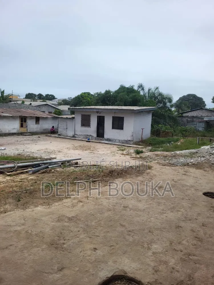 Deux Parcelles Jumelles a Vendre 1000m2 Avec Titre Foncier