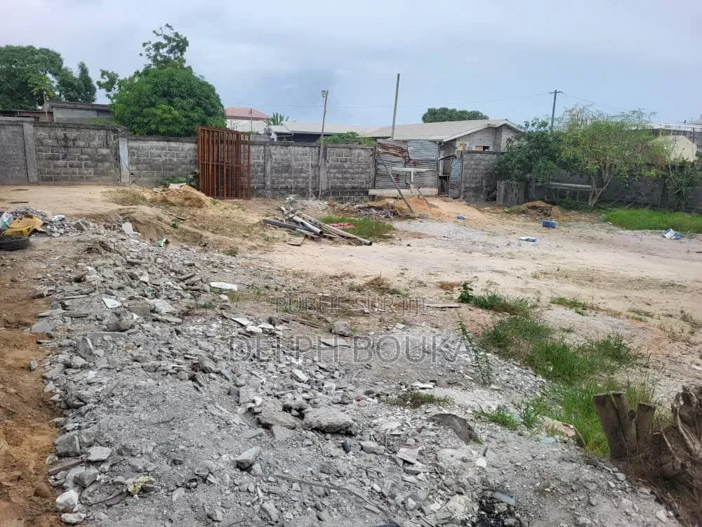 Deux Parcelles Jumelles a Vendre 1000m2 Avec Titre Foncier