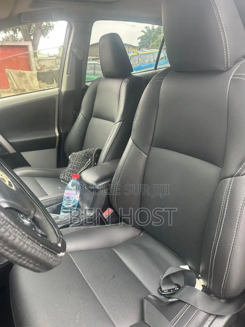 Toyota RAV4 2014 Noir
