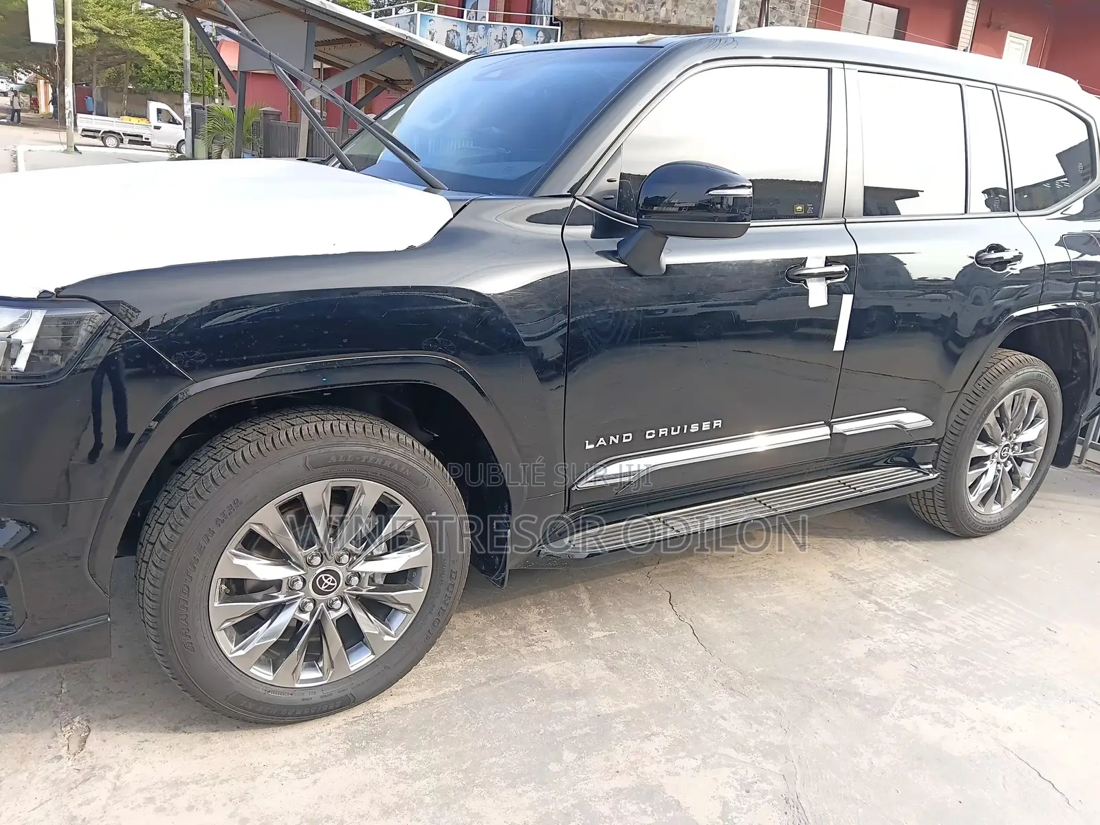 Nouveau Toyota Land Cruiser Base 4WD 2026 Noir