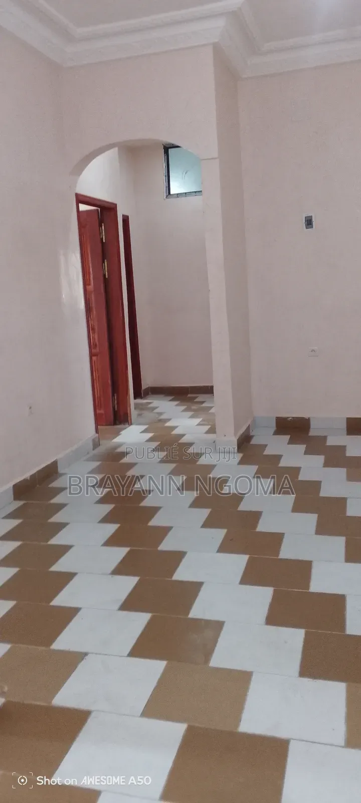 3chbre Appartement dans Brayann, Lumumba à Louer