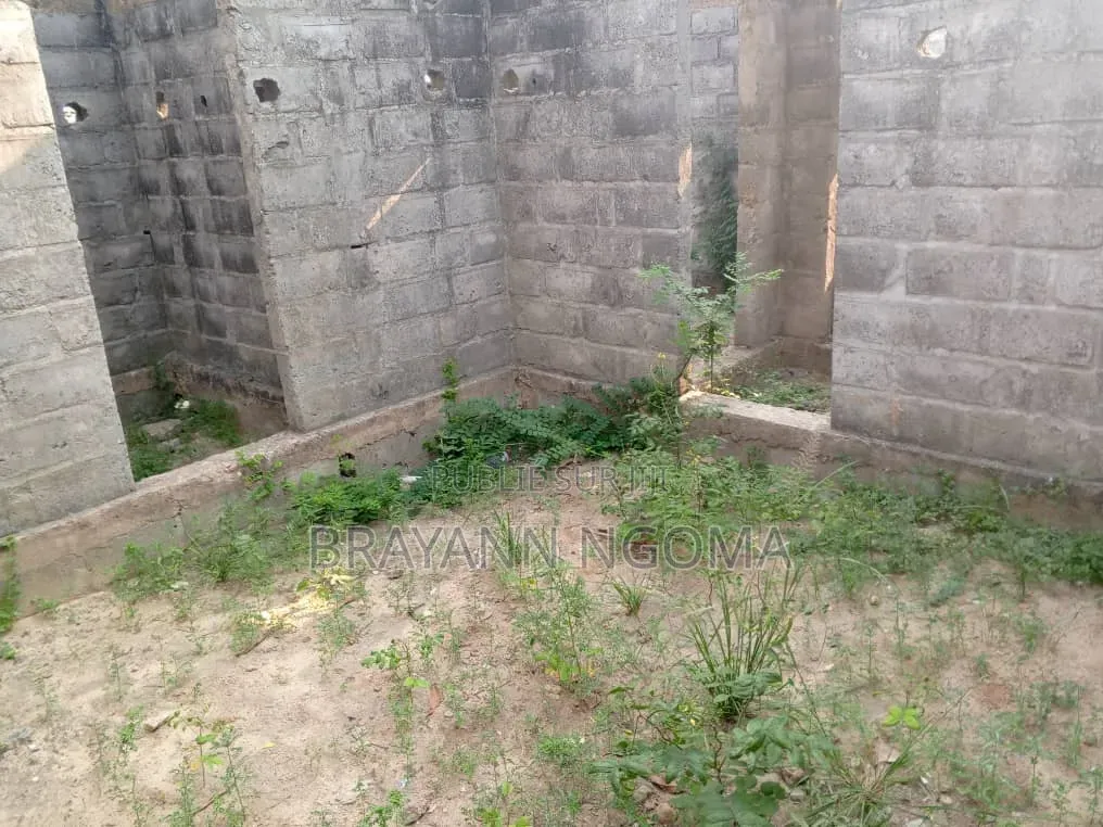 2chbre Appartement dans Brayann Ngoma, Lumumba à Vendre